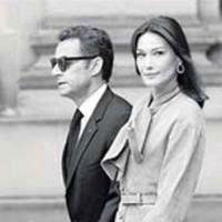 Nicolas Sarkozy : Découvrez le président aveugle au bras de sa Carlita...