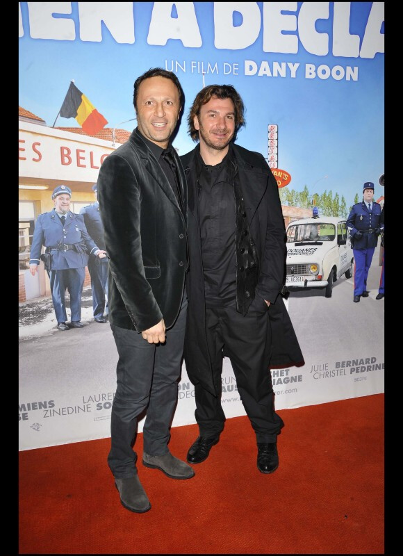 Arthur et Michaël lors de l'avant-première de Rien à déclarer au cinéma Pathé d'Ivry-sur-Seine le 24 janvier 2011