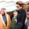 Rania de Jordanie en janvier 2010 lors d'une cérémonie d'adieu à des soldats jordaniens