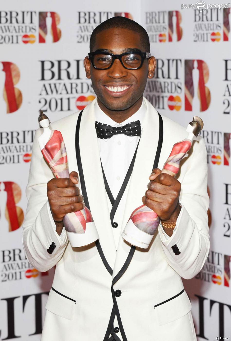 Tinie Tempah à la cérémonie des Brit Awards, le 15 février 2011 ...