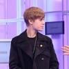 Justin Bieber sur le plateau de l'émission 50 Minutes Inside de TF1 avec Nikos et Sandrine Quétier (diffusion le 19 février)