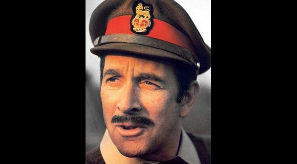 Nicholas Courtney alias le Brigadier dans Docteur Who (1965-1989)