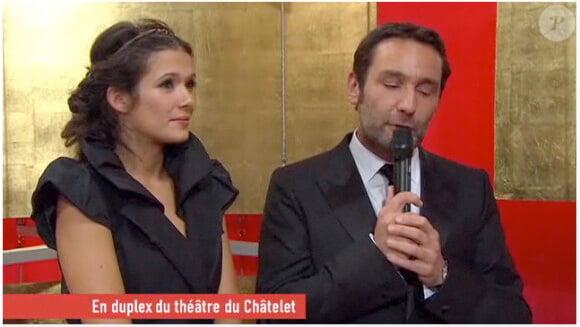 Gilles Lellouche et Mélanie Doutey, au micro de Canal+, sur le tapis rouge de la 36e nuit des César, vendredi 25 février.
