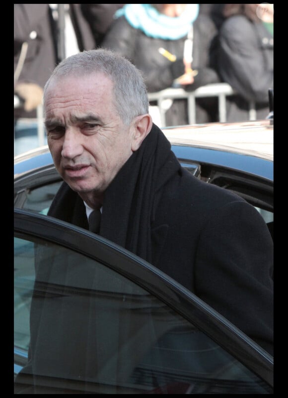 Alain Terzian lors des obsèques d'Annie Girardot à Paris le 4 mars 2011