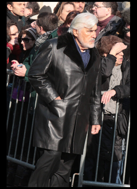Mario Adorf lors des obsèques d'Annie Girardot à Paris le 4 mars 2011