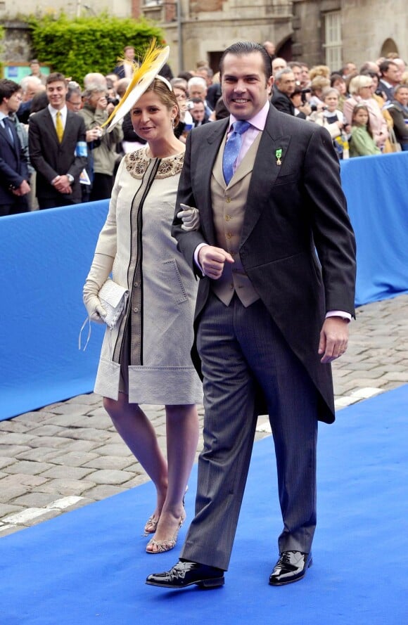 Charles-Philippe d'Orléans (photo : en 2009 avec sa femme Diane de Cadaval au mariage de Jean d'Orléans et Philomena de Tornos) a été relaxé en mars 2011 par la cour d'appel dans l'affaire de déstabilisation du laboratoire Théa.