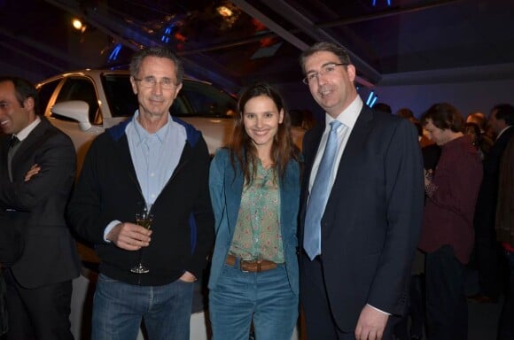 Thierry Lhermitte, Virginie Ledoyen et M. Cèdric Danière (Directeur de Lexus en France)