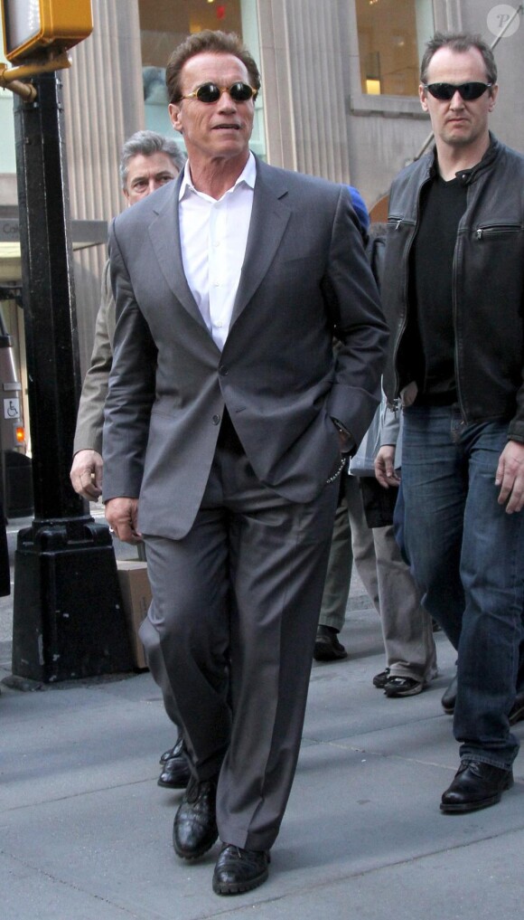 Arnold Schwarzenegger dans les rues de New-York le 17 mars 2011