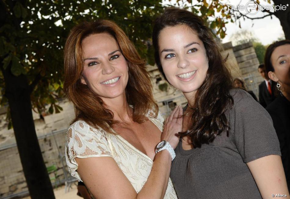 Rosalie Van Breemen Et Anouchka Delon En 2010 Purepeople