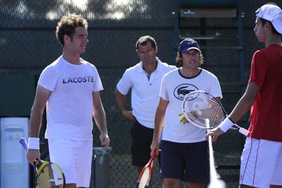A Key Biscane, le 23 mars 2011, les cadors de l'ATP, à l'image de Richard Gasquet et Novak Djokovic (en photo avec Sébastien Grosjean) effectuaient leurs dernières heures d'entraînement avant d'en découdre dans le Masters de Miami.