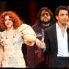 Showcase du nouveau spectacle de Kamel Ouali, Dracula, L'Amour plus fort que la mort, au Théâtre du Châtelet, le 24 mars 2011 - ici Anaïs Delva et Kamel Ouali