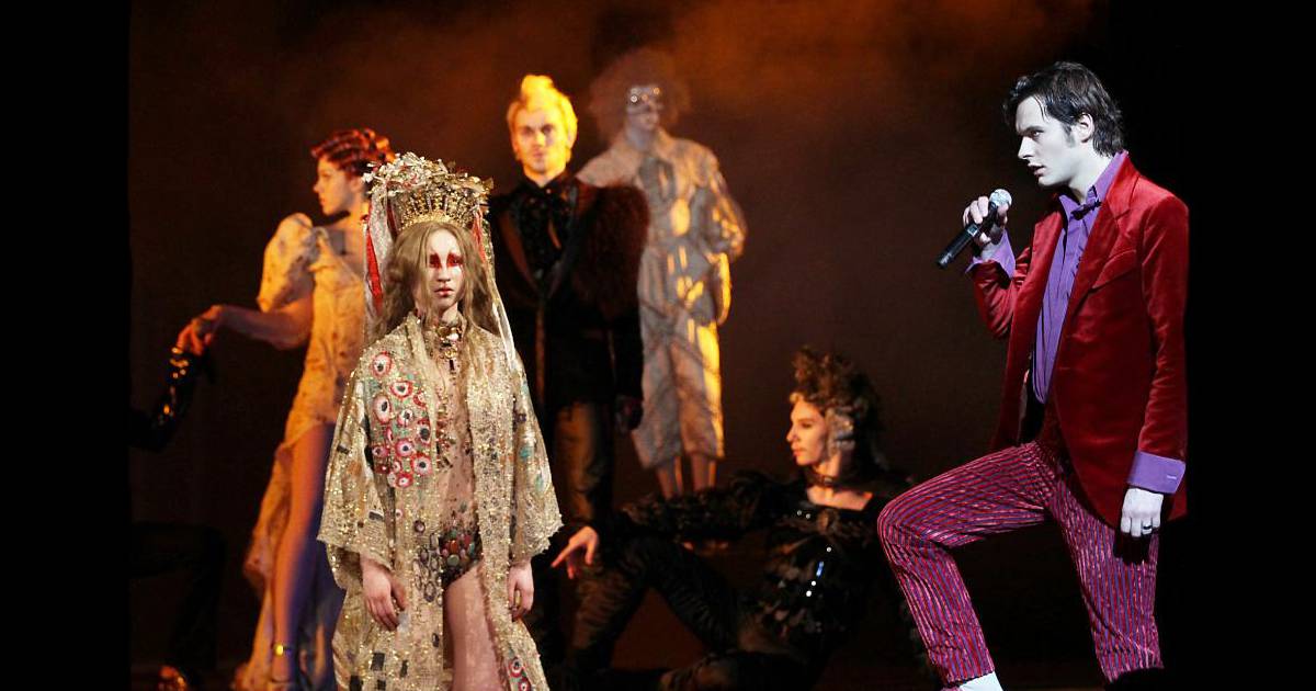 Comédie Musicale Dracula L Amour Plus Fort Que La Mort Showcase du nouveau spectacle de Kamel Ouali, Dracula, L'Amour plus