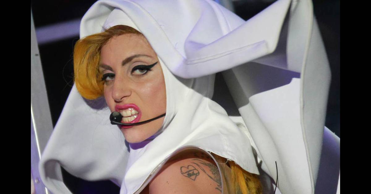 X Factor Lady Gaga et les Black Eyed Peas annoncés dans le show de M6
