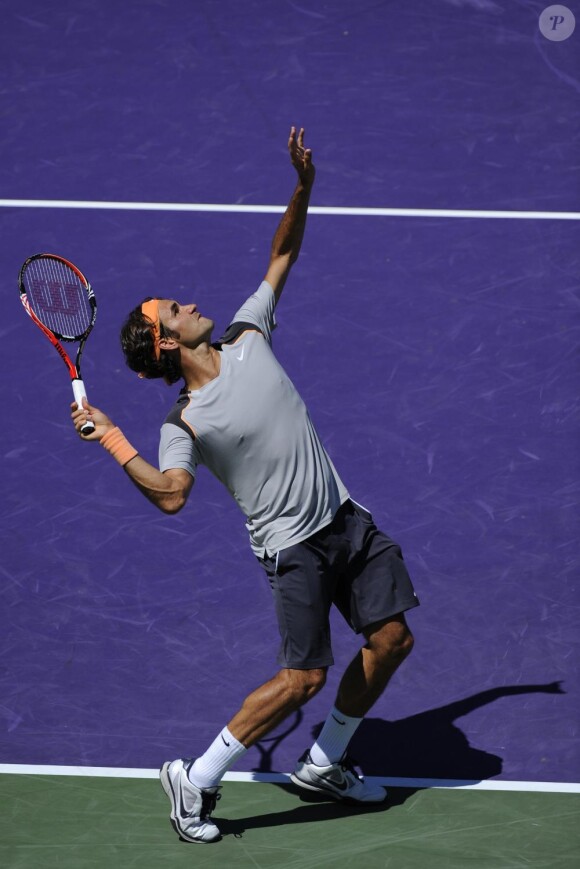 En battant Radec Stepanek le 26 mars 2011, Roger Federer a égalé le nombre de victoire du grand Pete Sampras