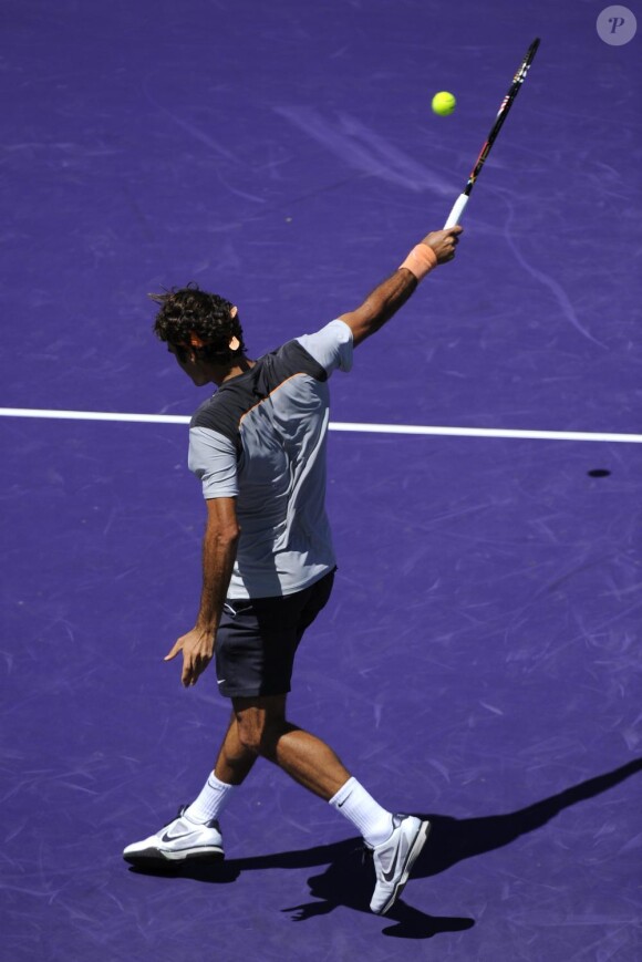 En battant Radec Stepanek le 26 mars 2011, Roger Federer a égalé le nombre de victoire du grand Pete Sampras