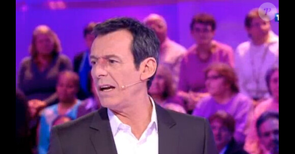Jean-Luc Reichmann anime quotidiennement Les Douze Coups de Midi sur TF1.