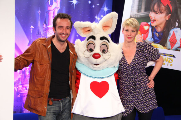 Maïtena Biraben et Cyrille Eldin lors du Festival des moments magiques au Disneyland Resort Paris le 2 avril 2011