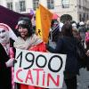 Des prostituées manifestent dans les rues de Lyon le 19 mars 2011 à propos de leurs conditions de travail.