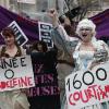Des prostituées manifestent dans les rues de Lyon le 19 mars 2011 à propos de leurs conditions de travail.