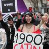 Des prostituées manifestent dans les rues de Lyon le 19 mars 2011 à propos de leurs conditions de travail.