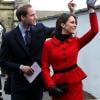 Kate Middleton, qui épousera le prince William le 29 avril 2011, a  progressivement affiné, au propre comme au figuré, sa silhouette au  cours des années. Le 25 février 2011, de retour sur la campus de St Andrews, en Ecosse.