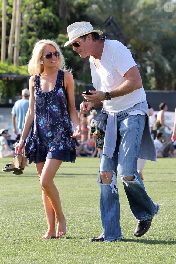 David Hasselhoff et Hayley, sa nouvelle compagne, au festival de Coachella, en Californie, le samedi 16 avril 2011.
