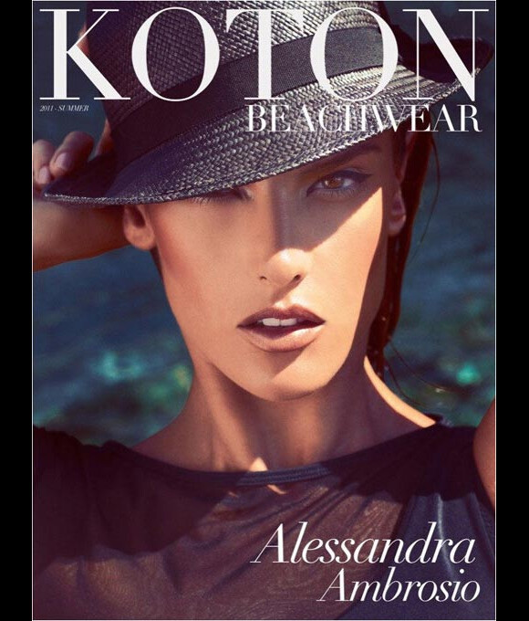 Alessandra Ambrosio en couverture du catalogue Koton