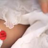 Marie-Amélie Seigner dans le clip de Joli Prince, second extrait de son deuxième album Dans un vertige et véritable ode dans laquelle elle déclare son amour au prince William. Kate Middleton, prends garde à toi !