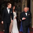 Le Prince William, le Prince Charles et Catherine, Duchesse de Cambridge en tenue de soirée  pour terminer une journée féérique, à Londres, le 29 avril 2011. 