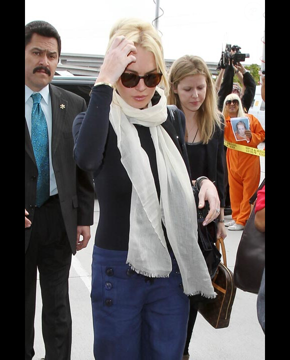 Lindsay Lohan se rend au tribunal de Los Angeles le 22 avril 2011