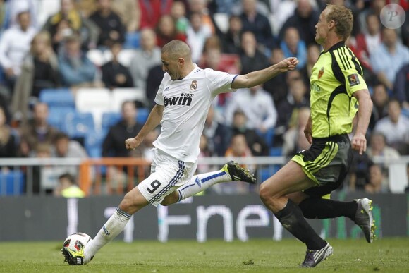 Karim Benzema, buteur une fois de plus lors du match de Liga perdu 3-2 face au Real Saragosse à Madrid le 30 avril 2011