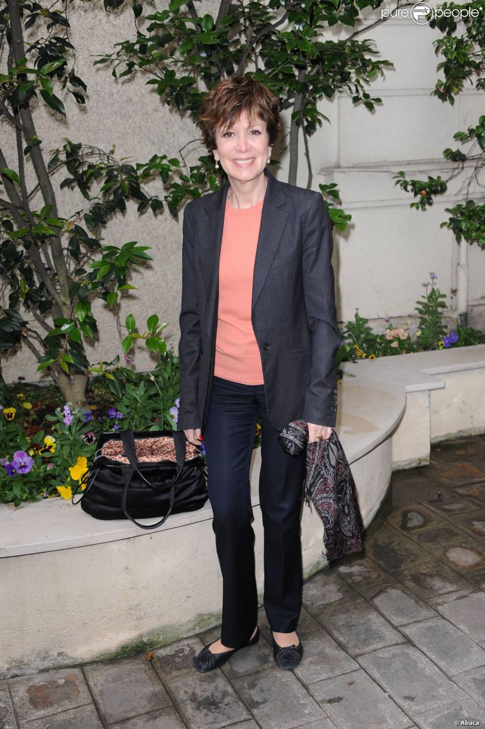 Christine Laborde Est L Une Des Marraines De La Flamme Marie Claire Paris 2 Mai 2011 Purepeople