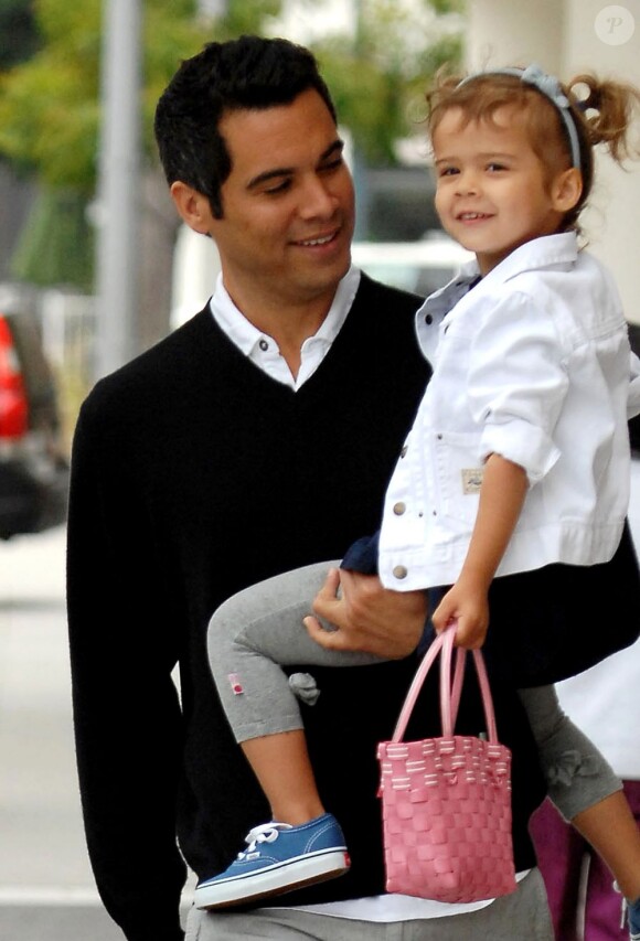 Cash Warren et sa fille Honor à Beverly Hills, le 7 mai 2011