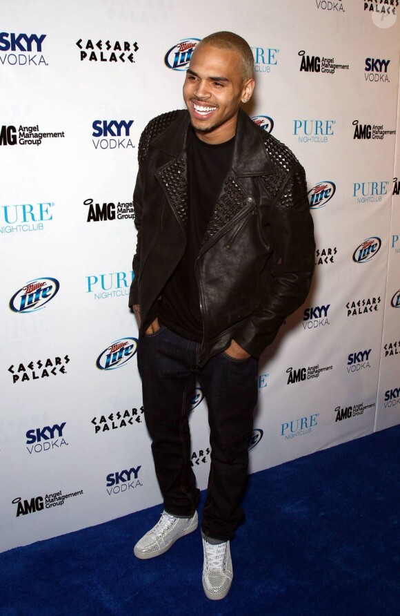 Chris Brown se rend au club Pure, à Las Vegas, samedi 7 mai, pour fêter ses 22 ans.