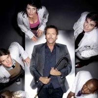Dr House - Saison 8 : Hugh Laurie peut déjà compter sur ses deux acolytes !