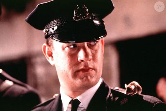 Tom Hanks joue un gardien de pénitencier s'occupant des exécutions capitales. Un homme plein d'humanité dans La Ligne Verte, ce soir sur W9 en prime time