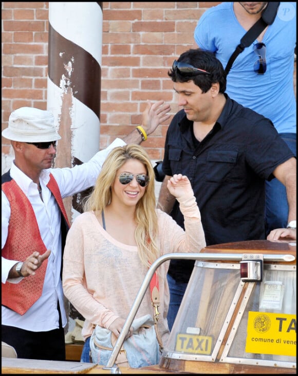 Shakira arrive à Venise pour chanter lors d'un mariage indien, le 13 mai 2011