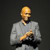 Harry Roselmack lors de la soirée de charité "Haïti Debout" qui a eu lieu au Palais des Congrès à Paris le samedi 21 mai 2011. Le généreux Harry a bien sûr répondu présent.