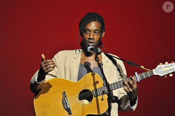 Julien Voulzy lors de la soirée de charité "Haiti Debout"qui a eu lieu au Palais des Congrès à Paris le samedi 21 mai 2011.