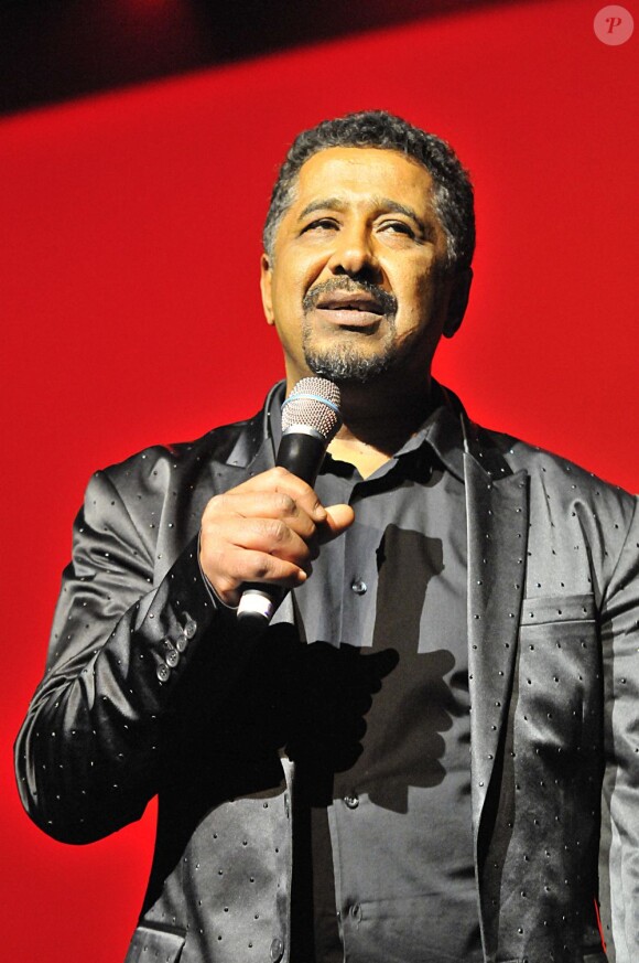 Khaled lors du concert de charité "Haiti Debout"qui a eu lieu au Palais des Congrès à Paris le samedi 21 mai 2011.