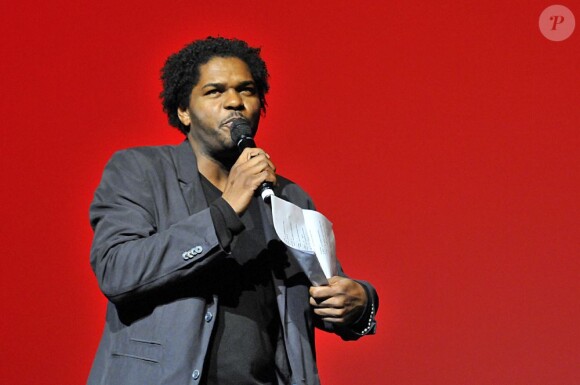 Le presentateur de tvsud Rio lors de la soirée de charité "Haiti Debout"qui a eu lieu au Palais des Congrès à Paris le samedi 21 mai 2011.