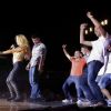 Shakira le 29 mai 2011 à Barcelone, enseigne aux blaugrana la danse du ventre