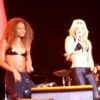 Shakira et ses danseuses à mis le feux à Barcelone pour son concert le 29 mai 2011