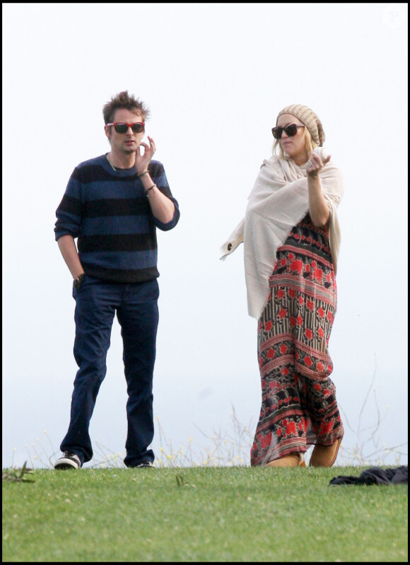 Kate Hudson et Matthew Bellamy sont allés encourager le fils de l'actrice, Ryler, lors d'un match de foot à Los Angeles. Le 2 juin 2011