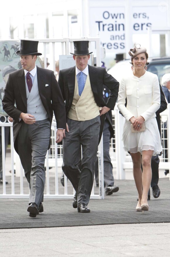Les princes William, Harry et Kate au Derby d'Epsom, le 4 juin 2011.