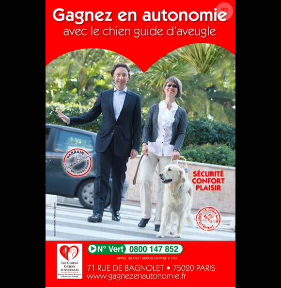 Stéphane Bern se mobilise pour la Fédération Française des Associations de Chiens guides d'aveugles en soutenant la campgane "Gagnez en autonomie".