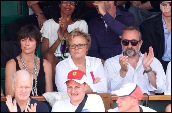 Anne Le Nen, Muriel Robin et Antoine Duléry lors de la finale des Internationaux de France, à Paris, le 5 juin 2011.
