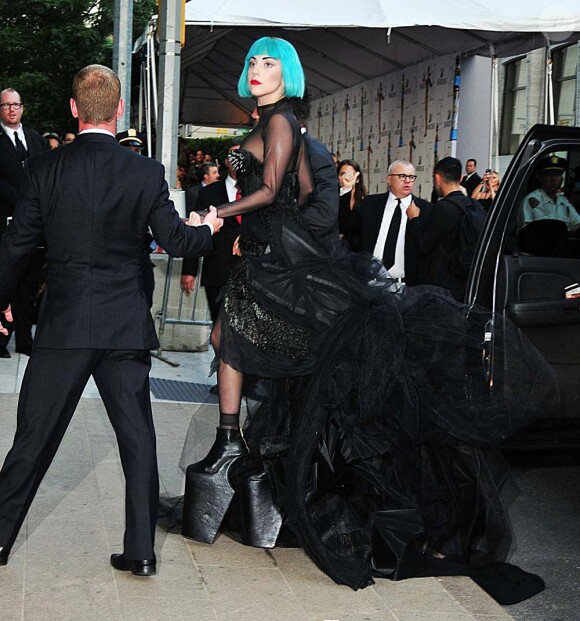Lady Gaga au Council of Fashion Designers of America, à New York, le 6 juin 2011.
