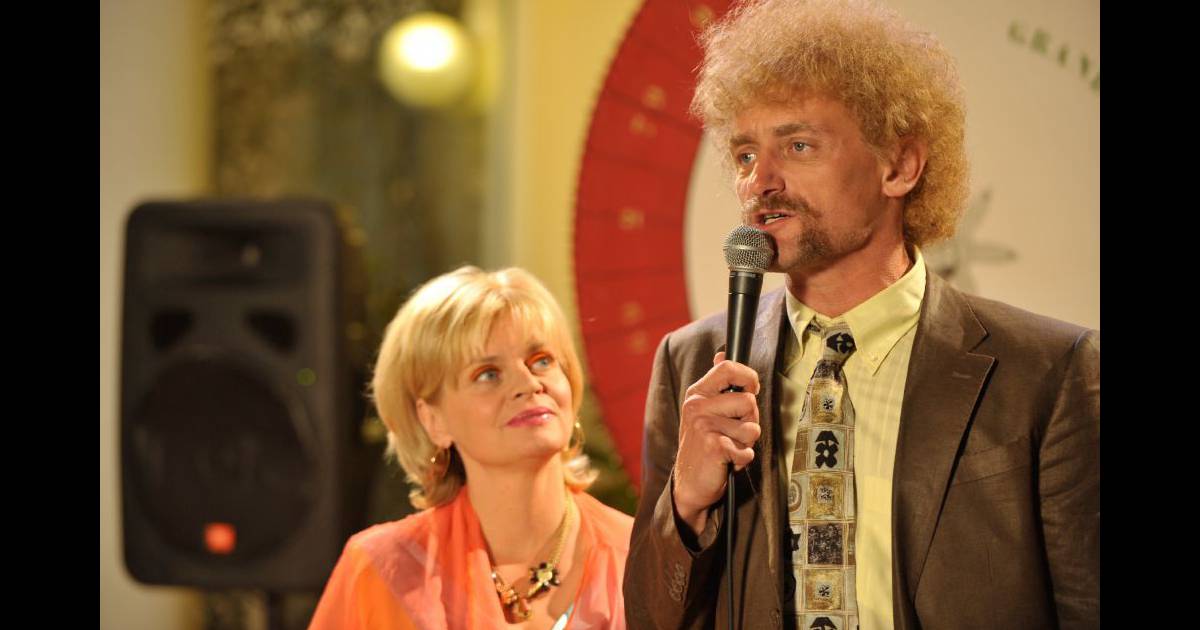 JeanPaul Rouve et sa femme Isabelle Nanty dans Les Tuche, un film d'Olivier Baroux en salles le