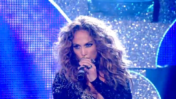 Jennifer Lopez: à 41 ans, la bomba latina lance une nouvelle mode très osée